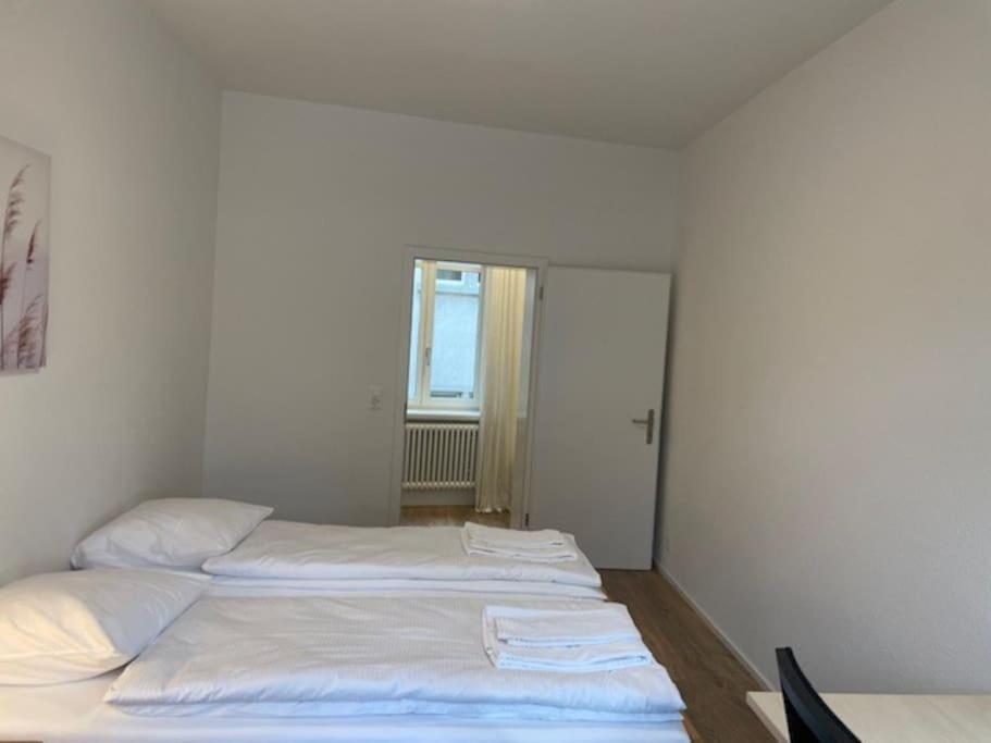 Elegant 2Br Apartment - Canal3 Zürich Buitenkant foto